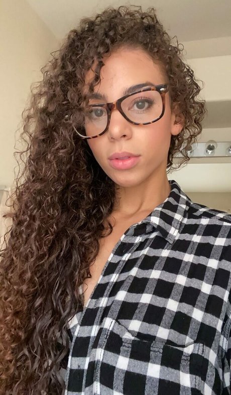 Samantha Irvin