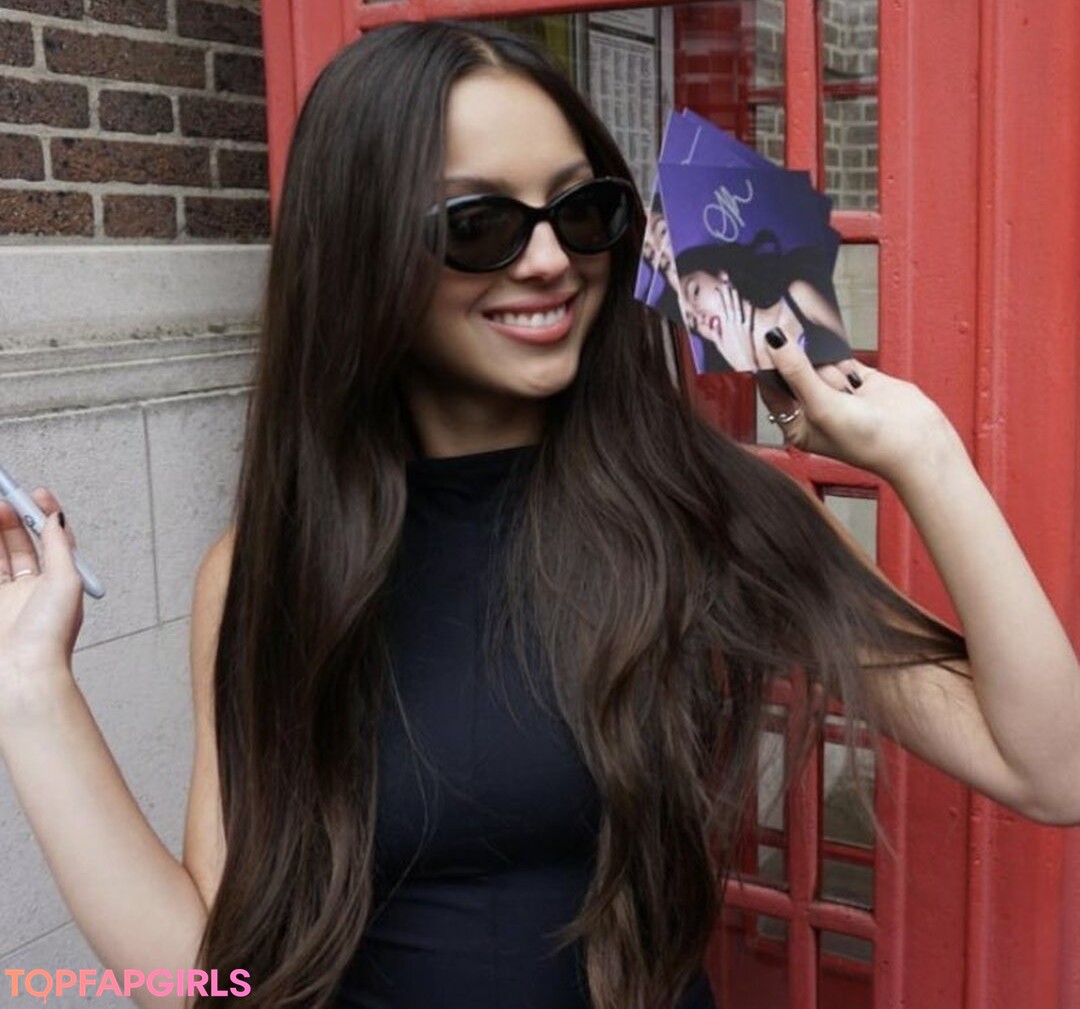 Nacktes geleaktes OnlyFans-Foto von Olivia Rodrigo #1385