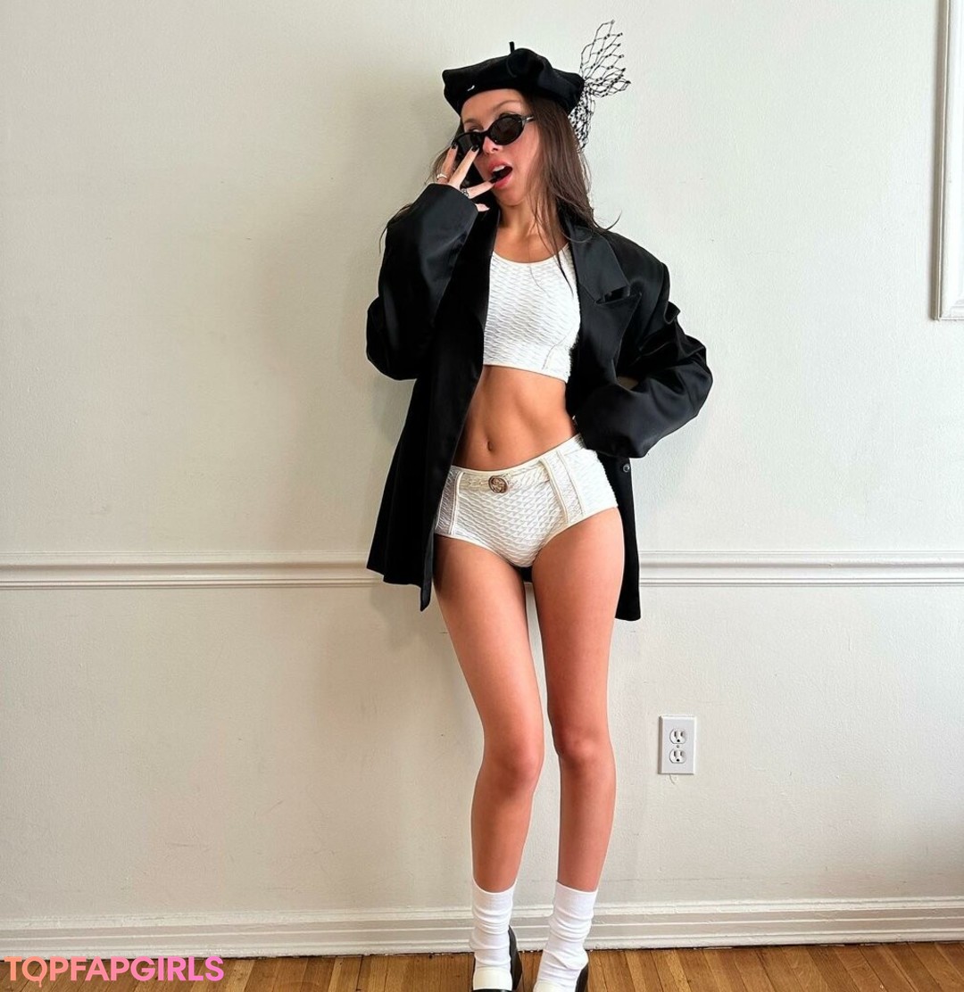 Nacktes geleaktes OnlyFans-Foto von Olivia Rodrigo #1441