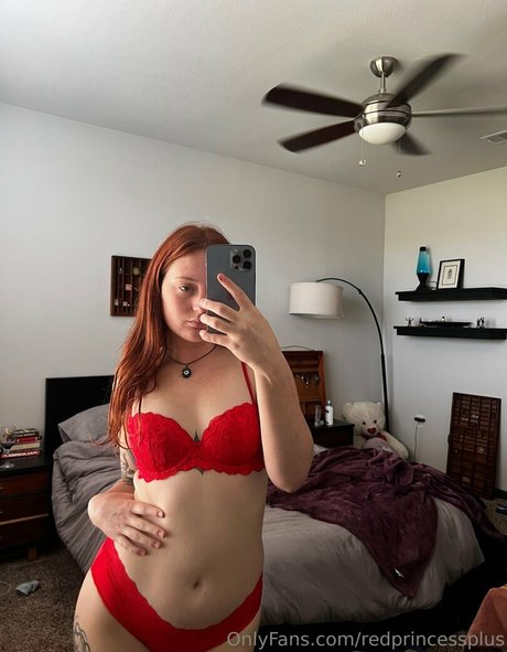Nacktes geleaktes OnlyFans-Foto von Klaireelizabeth