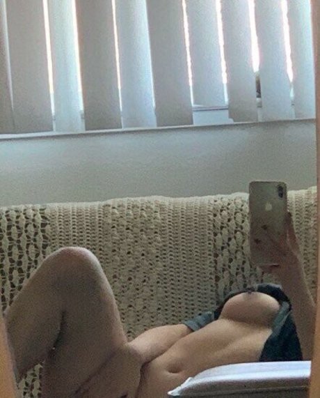 Nacktes geleaktes OnlyFans-Foto von Corbxnxx