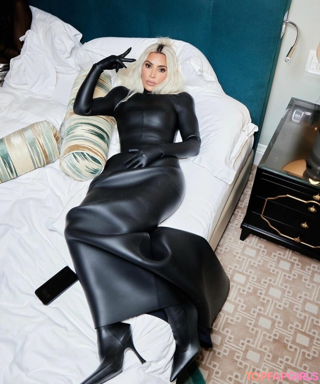 Nacktes geleaktes OnlyFans-Foto von Kim Kardashian #1160