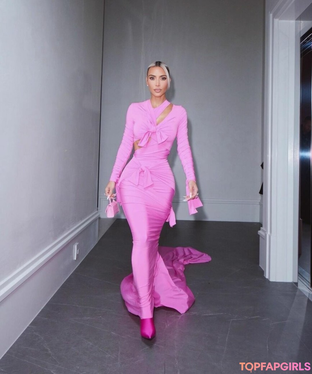Nacktes geleaktes OnlyFans-Foto von Kim Kardashian #1166
