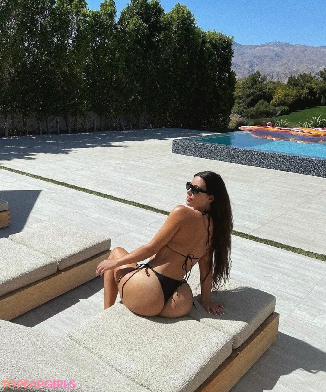 Nacktes geleaktes OnlyFans-Foto von Kim Kardashian #1218