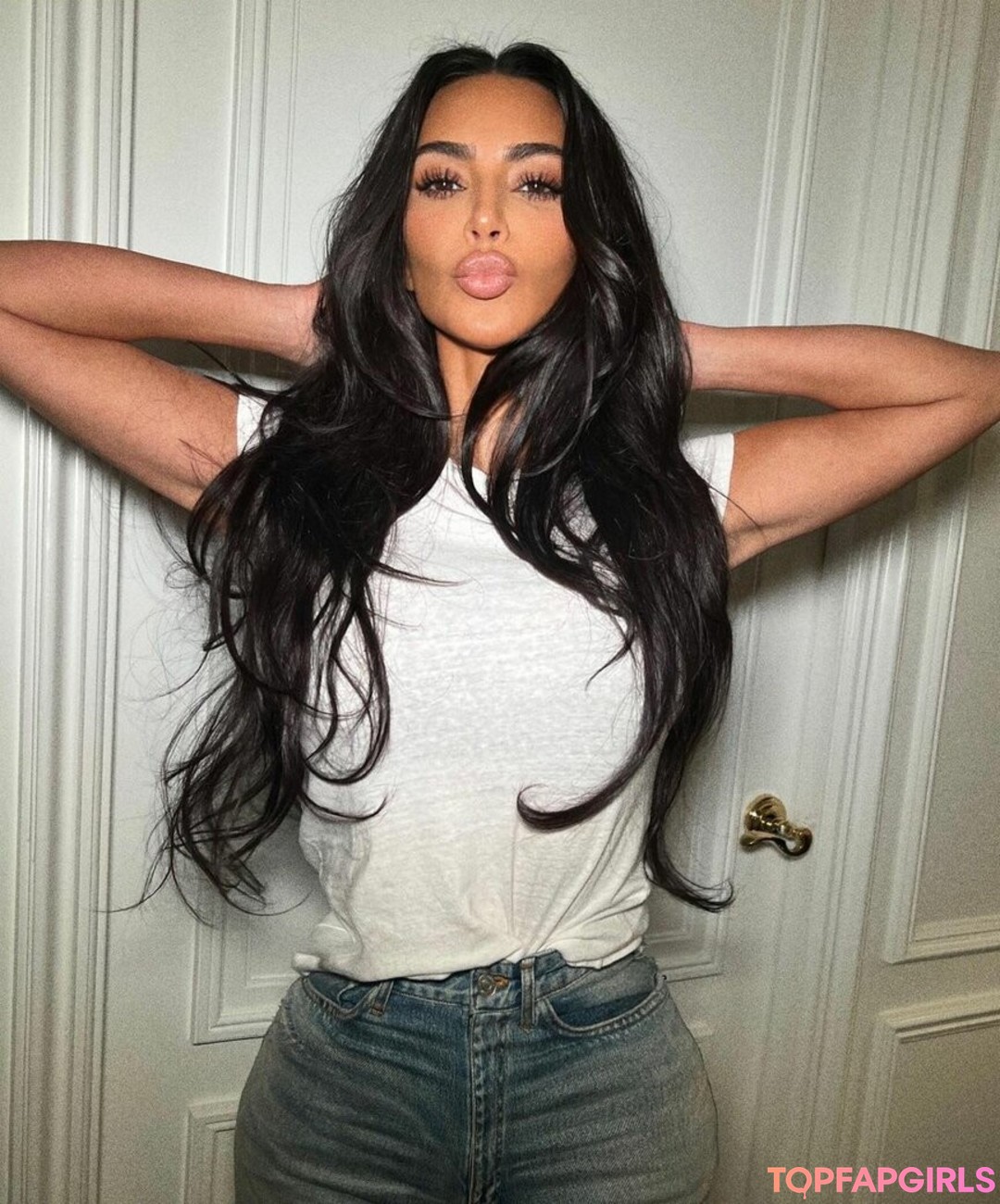 Nacktes geleaktes OnlyFans-Foto von Kim Kardashian #1274