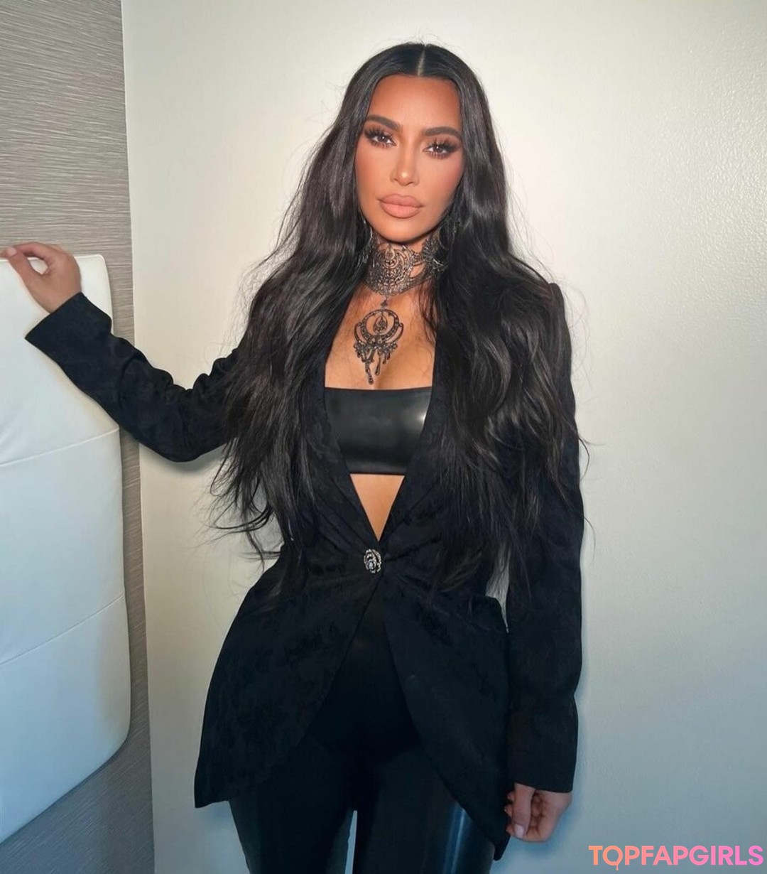 Nacktes geleaktes OnlyFans-Foto von Kim Kardashian #1388