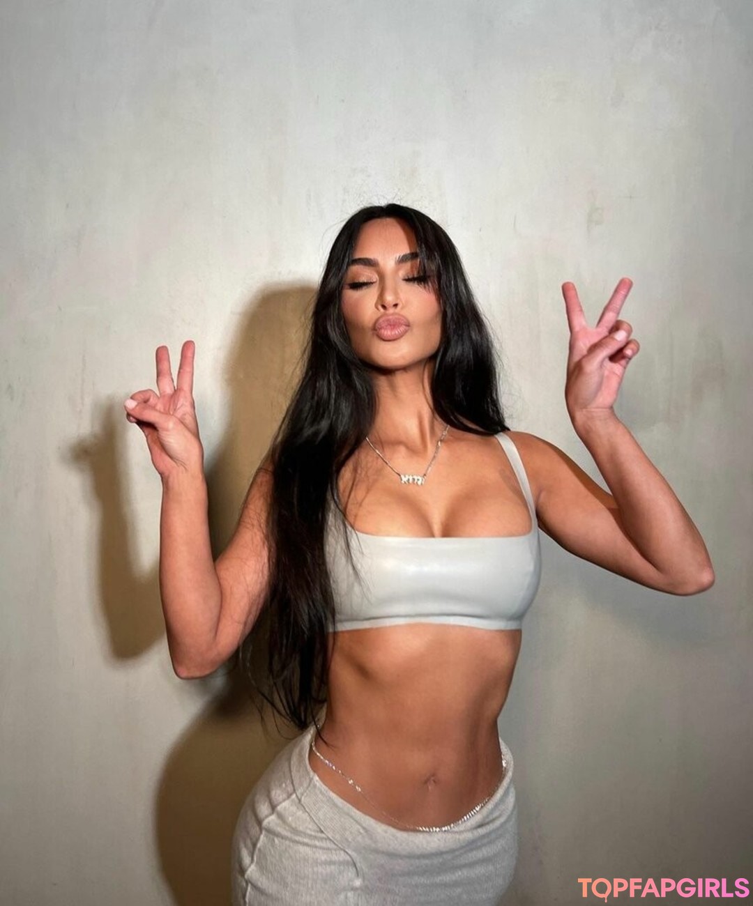 Nacktes geleaktes OnlyFans-Foto von Kim Kardashian #1427