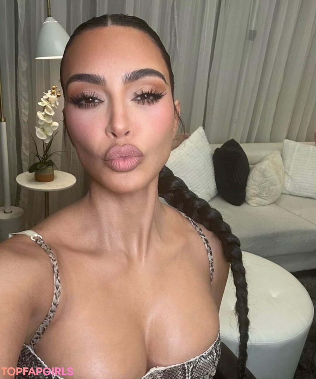 Nacktes geleaktes OnlyFans-Foto von Kim Kardashian #1428