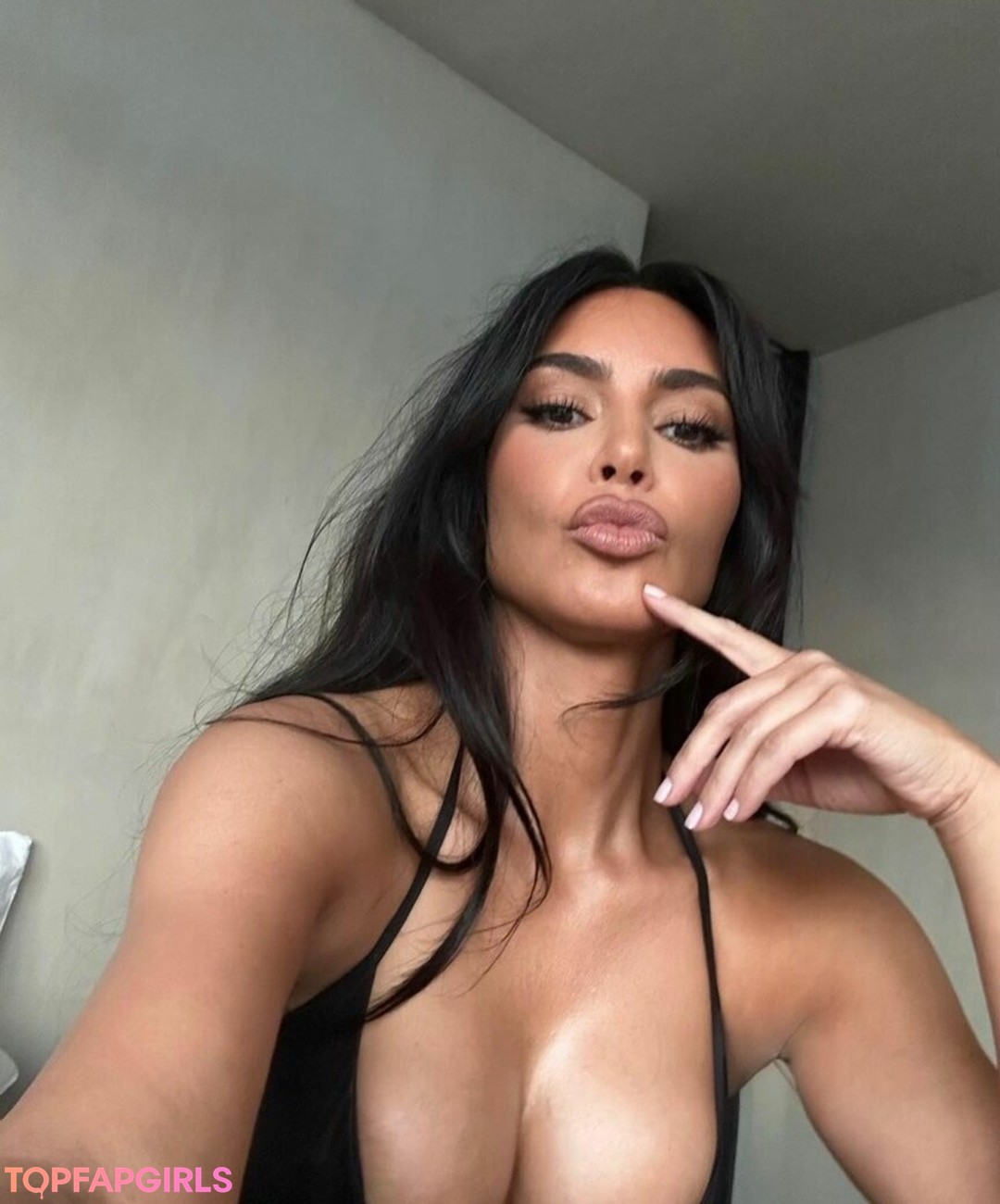Nacktes geleaktes OnlyFans-Foto von Kim Kardashian #1431