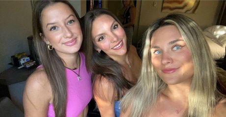Nacktes geleaktes OnlyFans-Foto von Addie Forche