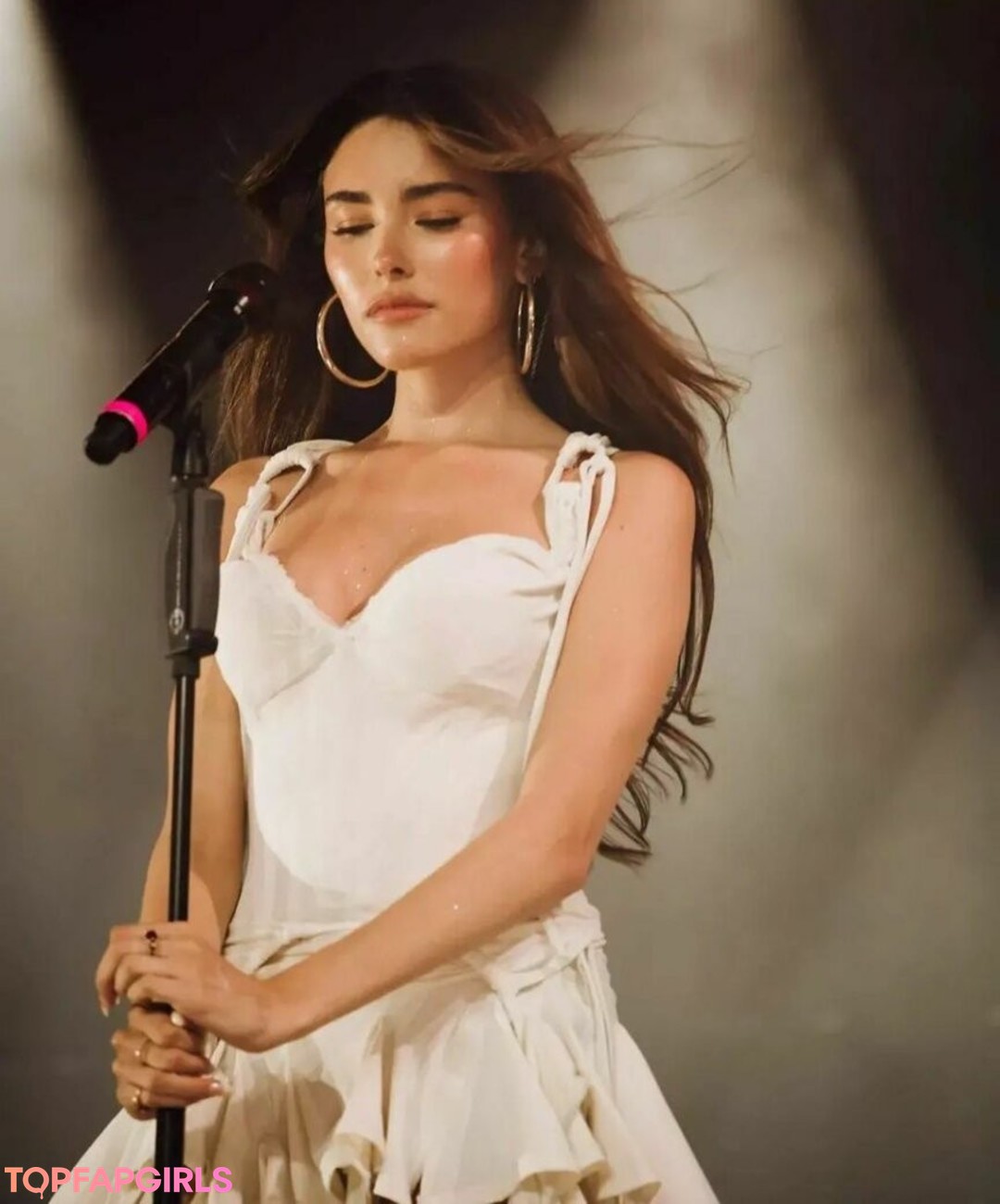 Nacktes geleaktes OnlyFans-Foto von Madison Beer #1147