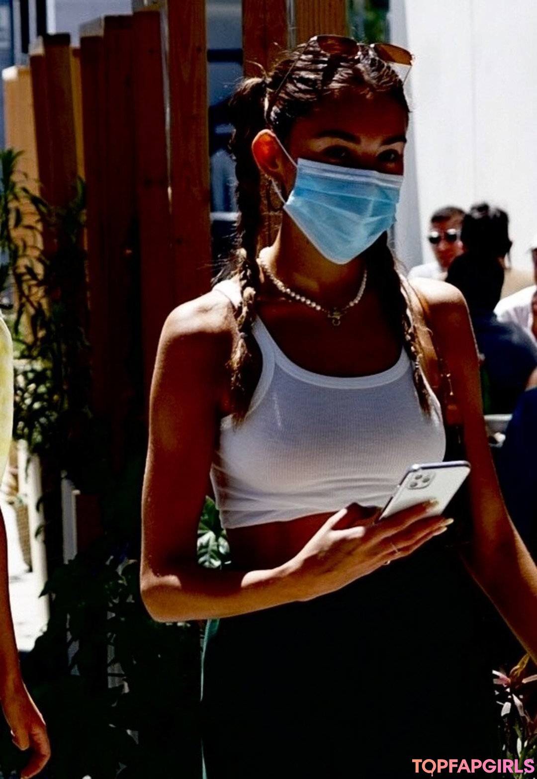 Nacktes geleaktes OnlyFans-Foto von Madison Beer #1252