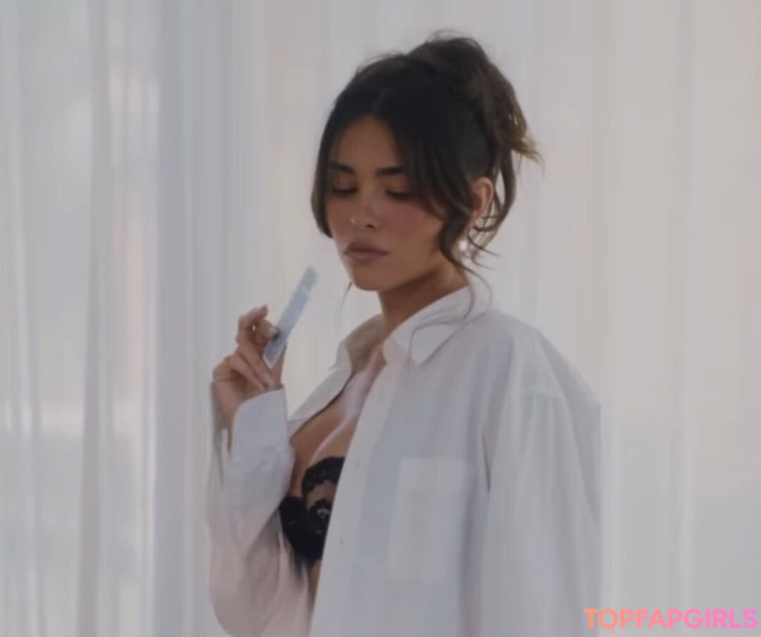 Nacktes geleaktes OnlyFans-Foto von Madison Beer #1315