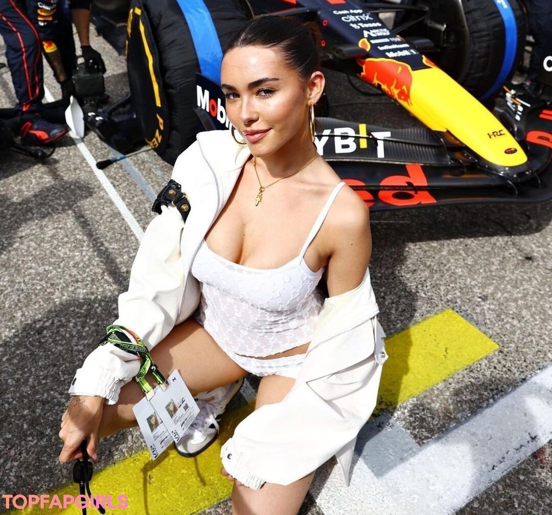 Nacktes geleaktes OnlyFans-Foto von Madison Beer #1374