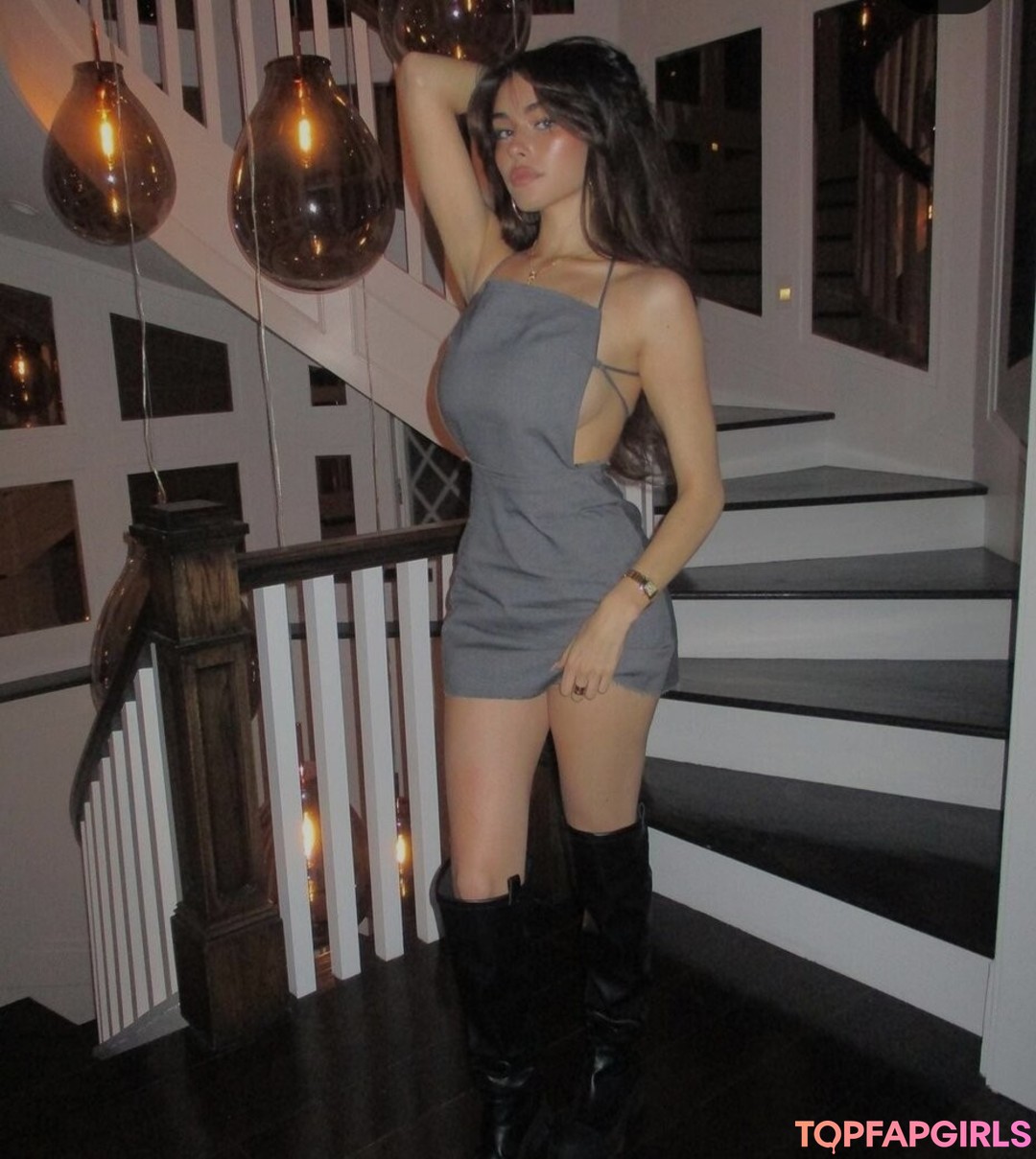Nacktes geleaktes OnlyFans-Foto von Madison Beer #1843