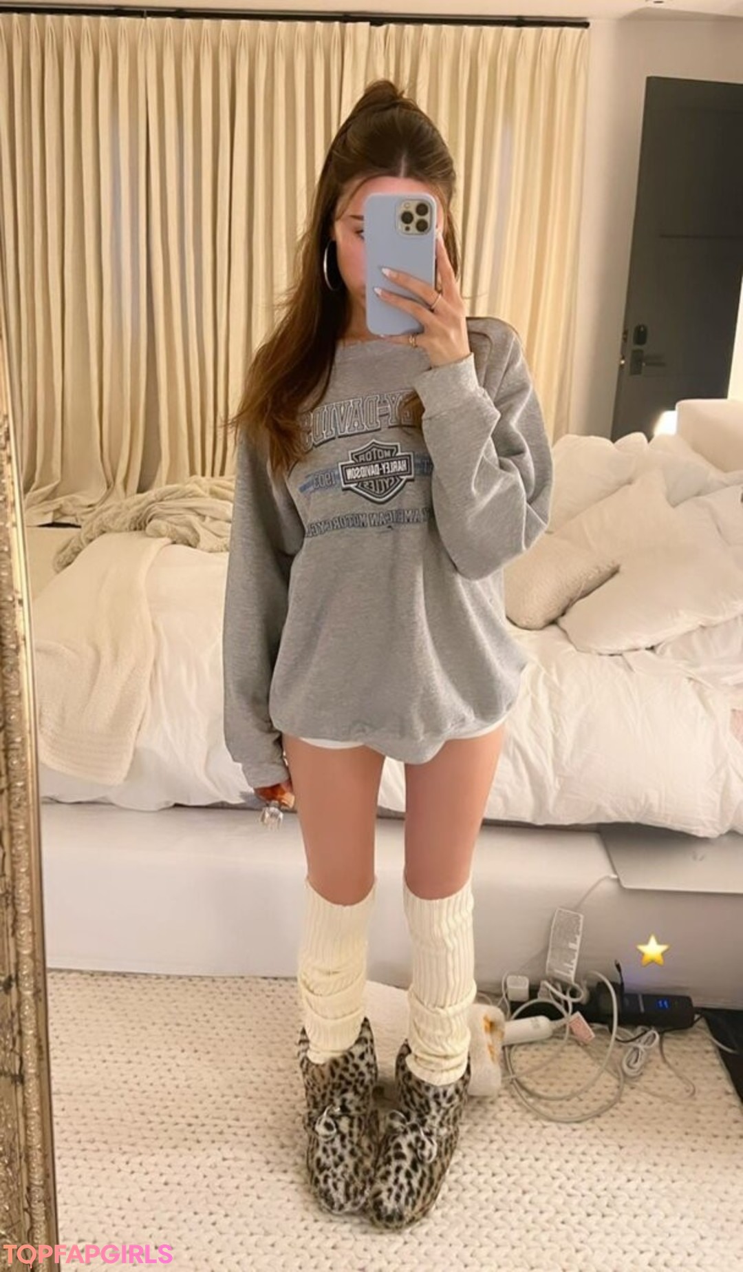 Nacktes geleaktes OnlyFans-Foto von Madison Beer #1875