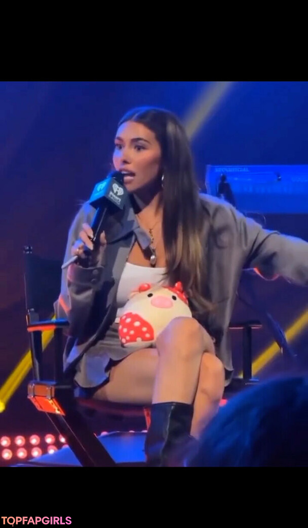 Nacktes geleaktes OnlyFans-Foto von Madison Beer #1915