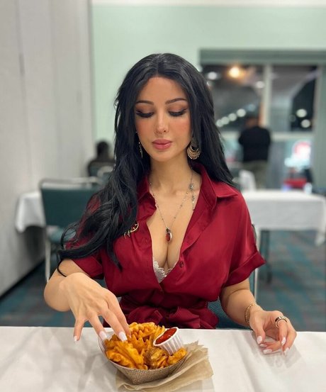 Sssniperwolf