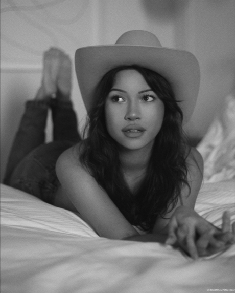 Julia Kelly