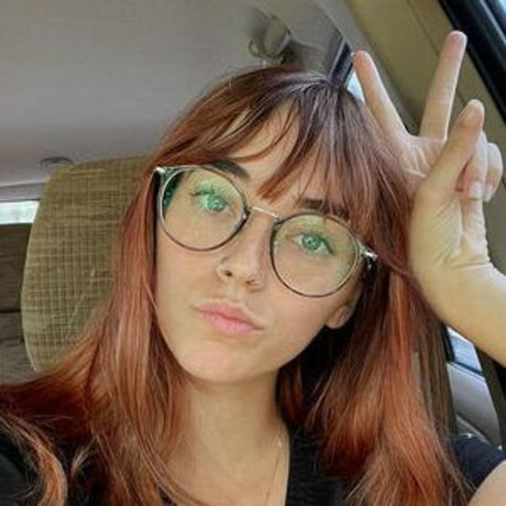 Nacktes geleaktes OnlyFans-Foto von Acidhime