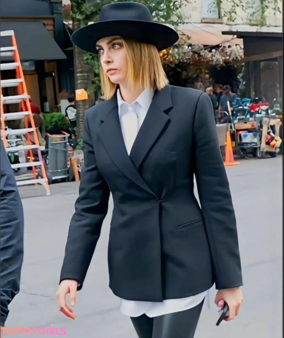 Nacktes geleaktes OnlyFans-Foto von Cara Delevingne #1022