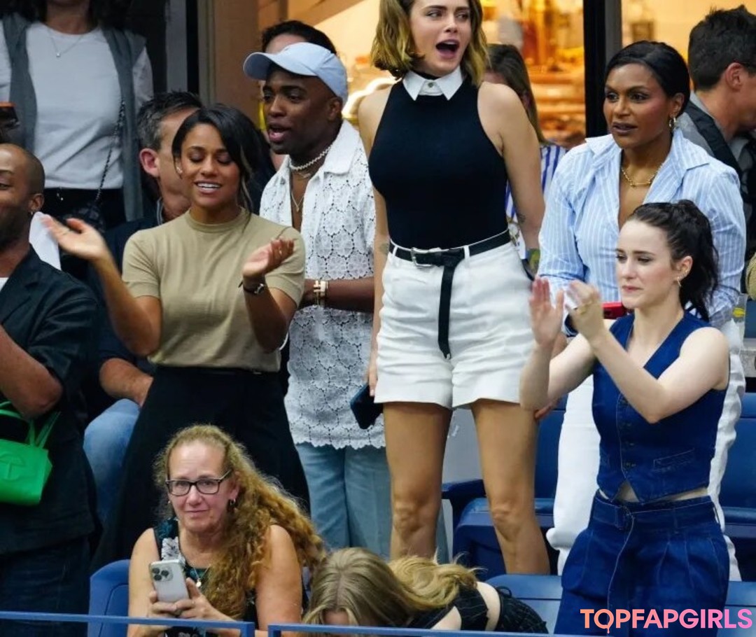 Nacktes geleaktes OnlyFans-Foto von Cara Delevingne #1170