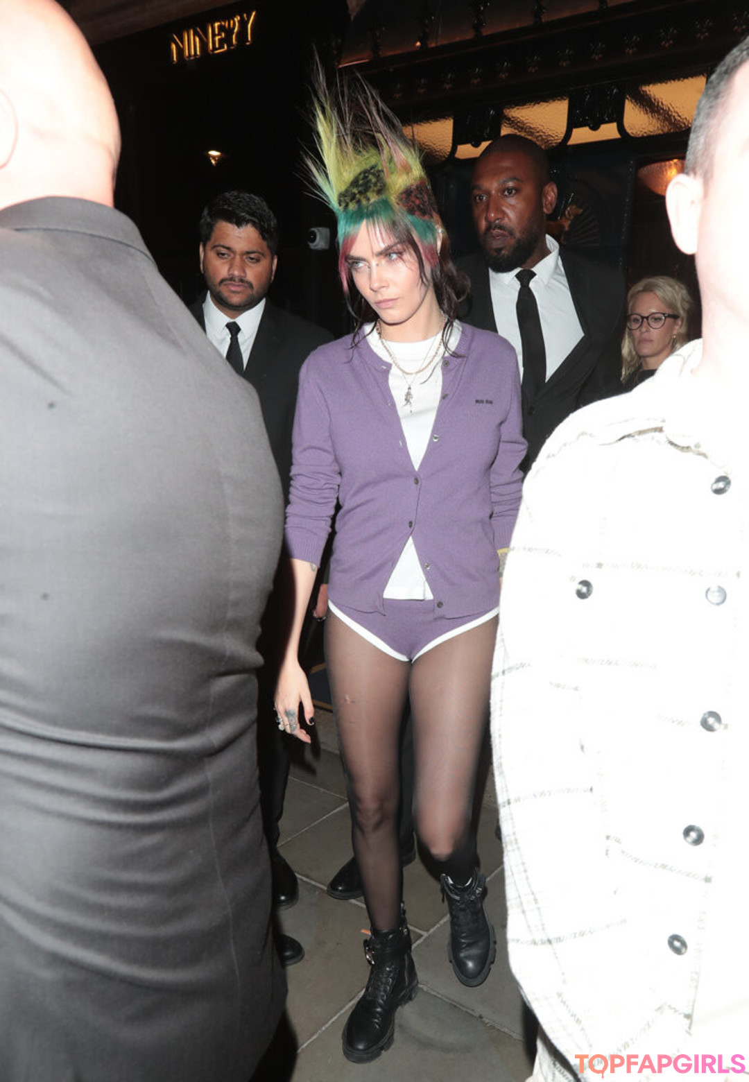 Nacktes geleaktes OnlyFans-Foto von Cara Delevingne #1191