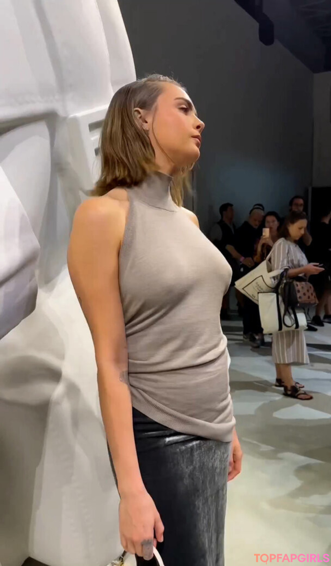 Nacktes geleaktes OnlyFans-Foto von Cara Delevingne #1210