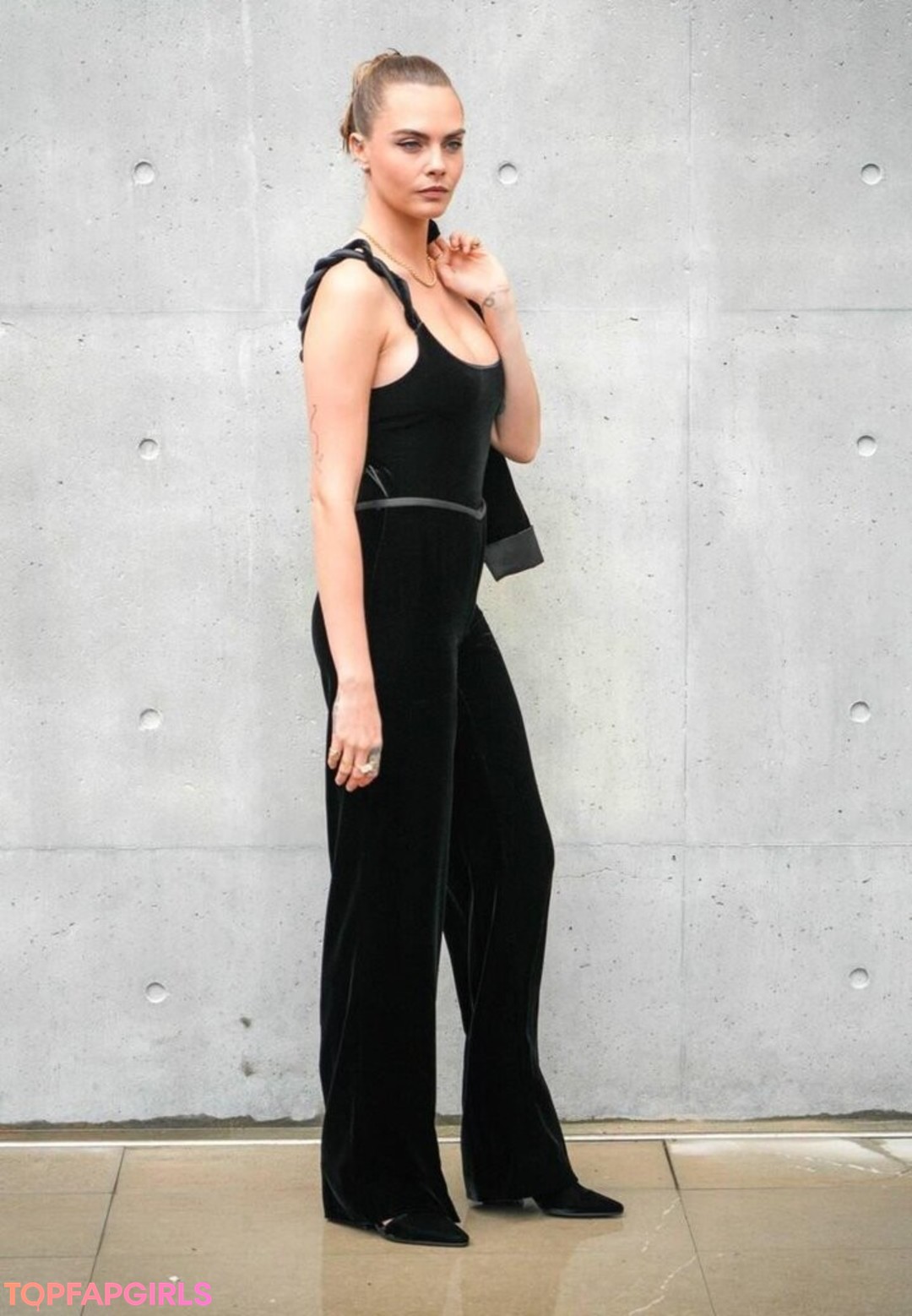 Nacktes geleaktes OnlyFans-Foto von Cara Delevingne #1217