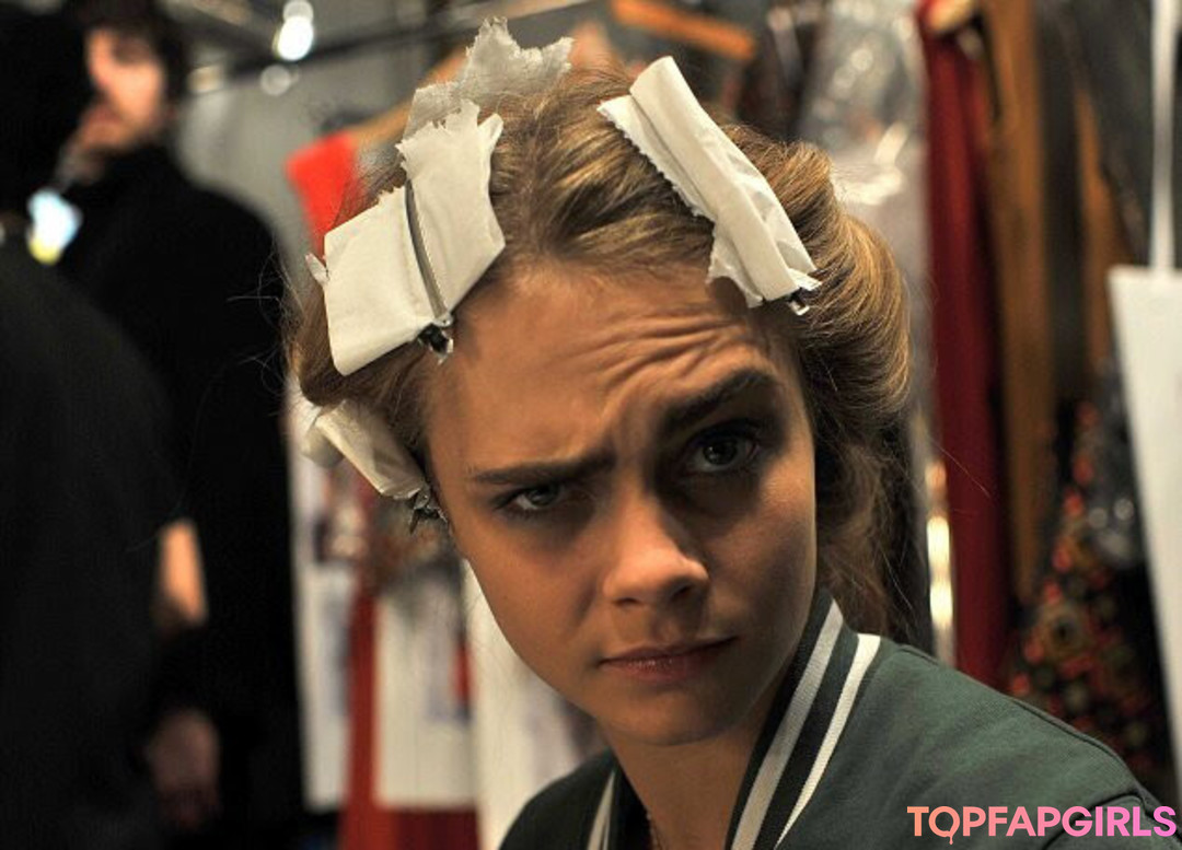 Nacktes geleaktes OnlyFans-Foto von Cara Delevingne #1231
