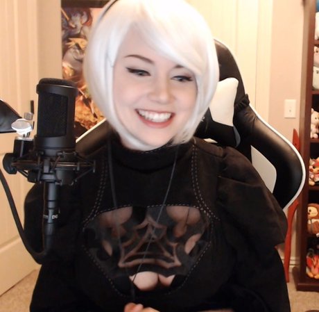 Nacktes geleaktes OnlyFans-Foto von Dizzykitten