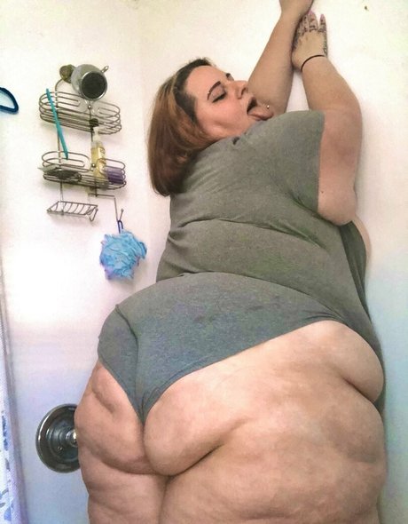 Nacktes geleaktes OnlyFans-Foto von Bbwcreamcatcher