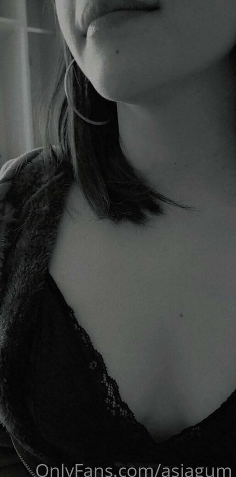 Nacktes geleaktes OnlyFans-Foto von Asiagum