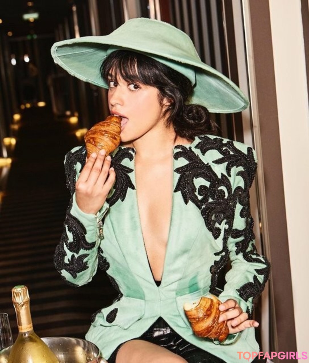 Nacktes geleaktes OnlyFans-Foto von Camila Cabello #1424