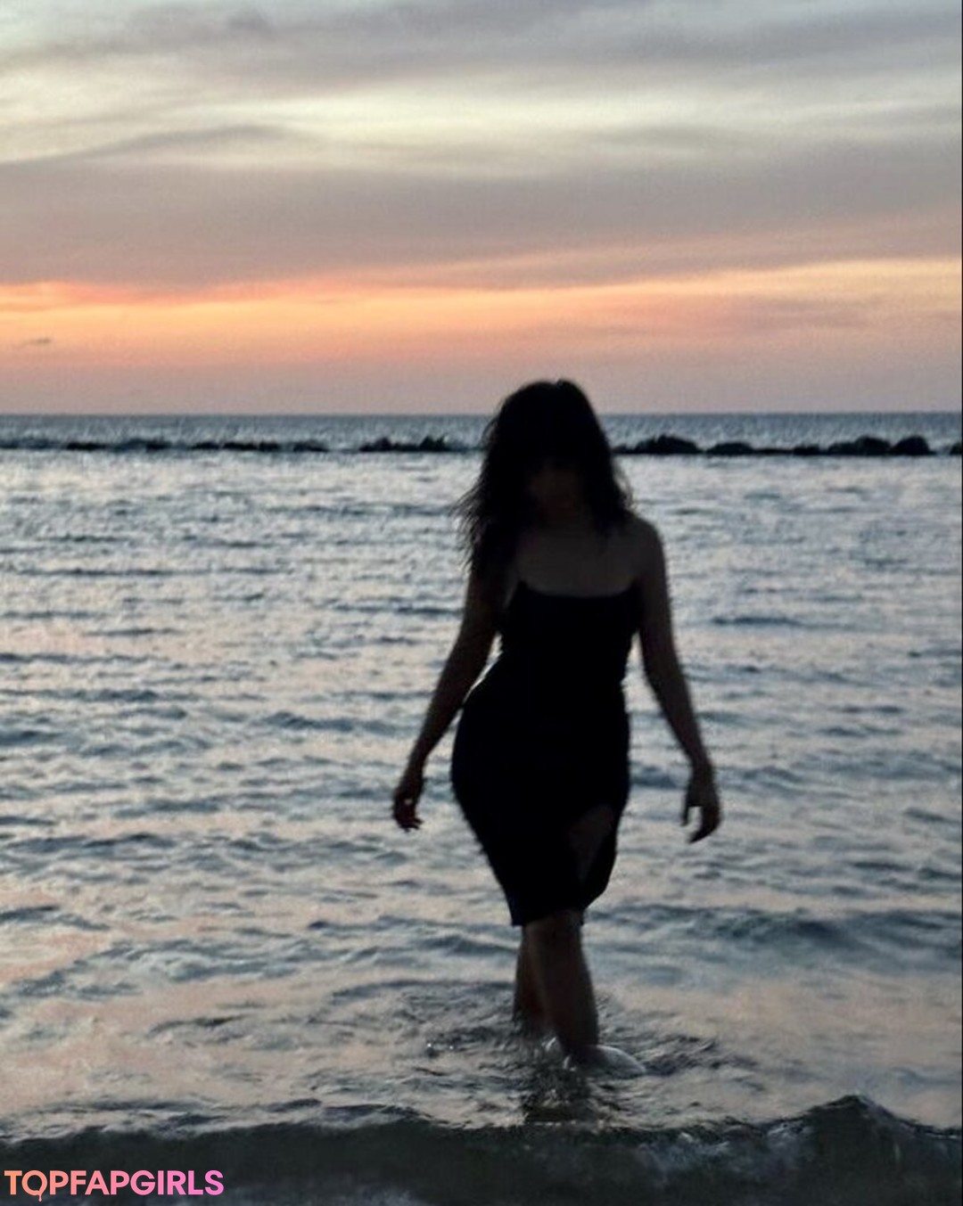 Nacktes geleaktes OnlyFans-Foto von Camila Cabello #1443