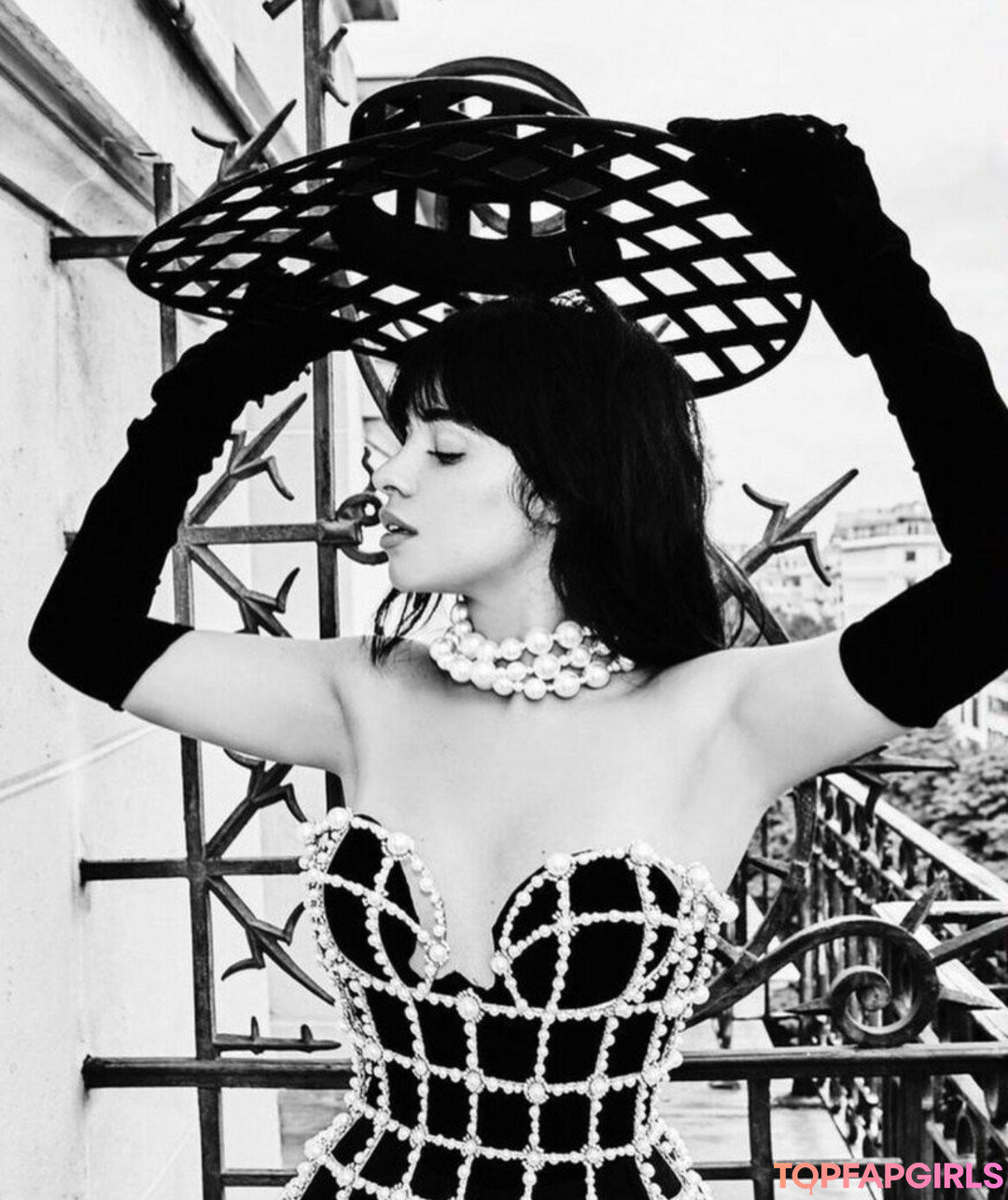 Nacktes geleaktes OnlyFans-Foto von Camila Cabello #1469