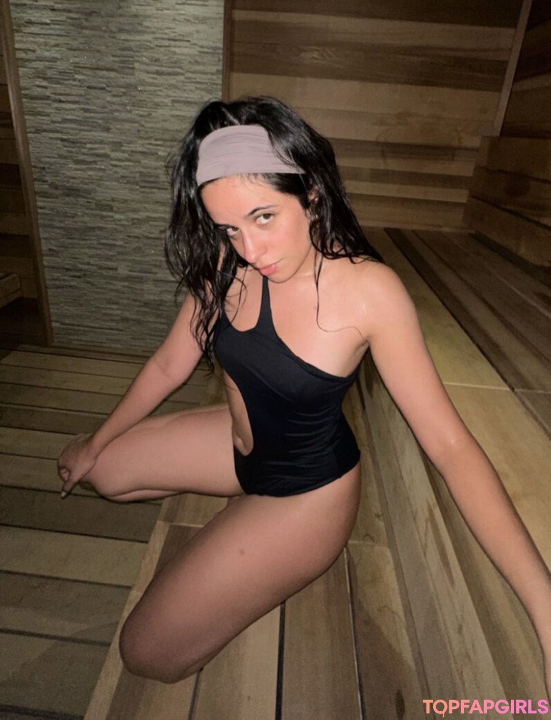 Nacktes geleaktes OnlyFans-Foto von Camila Cabello #1510