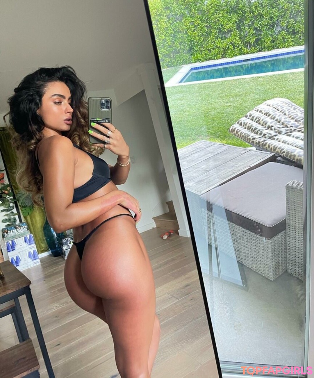 Nacktes geleaktes OnlyFans-Foto von Sommer Ray #1495