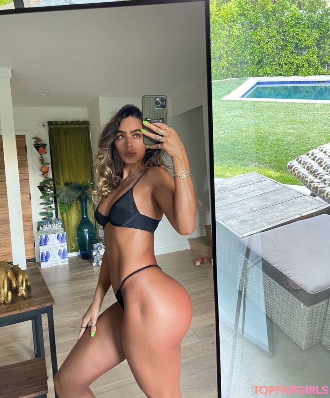 Nacktes geleaktes OnlyFans-Foto von Sommer Ray #1498