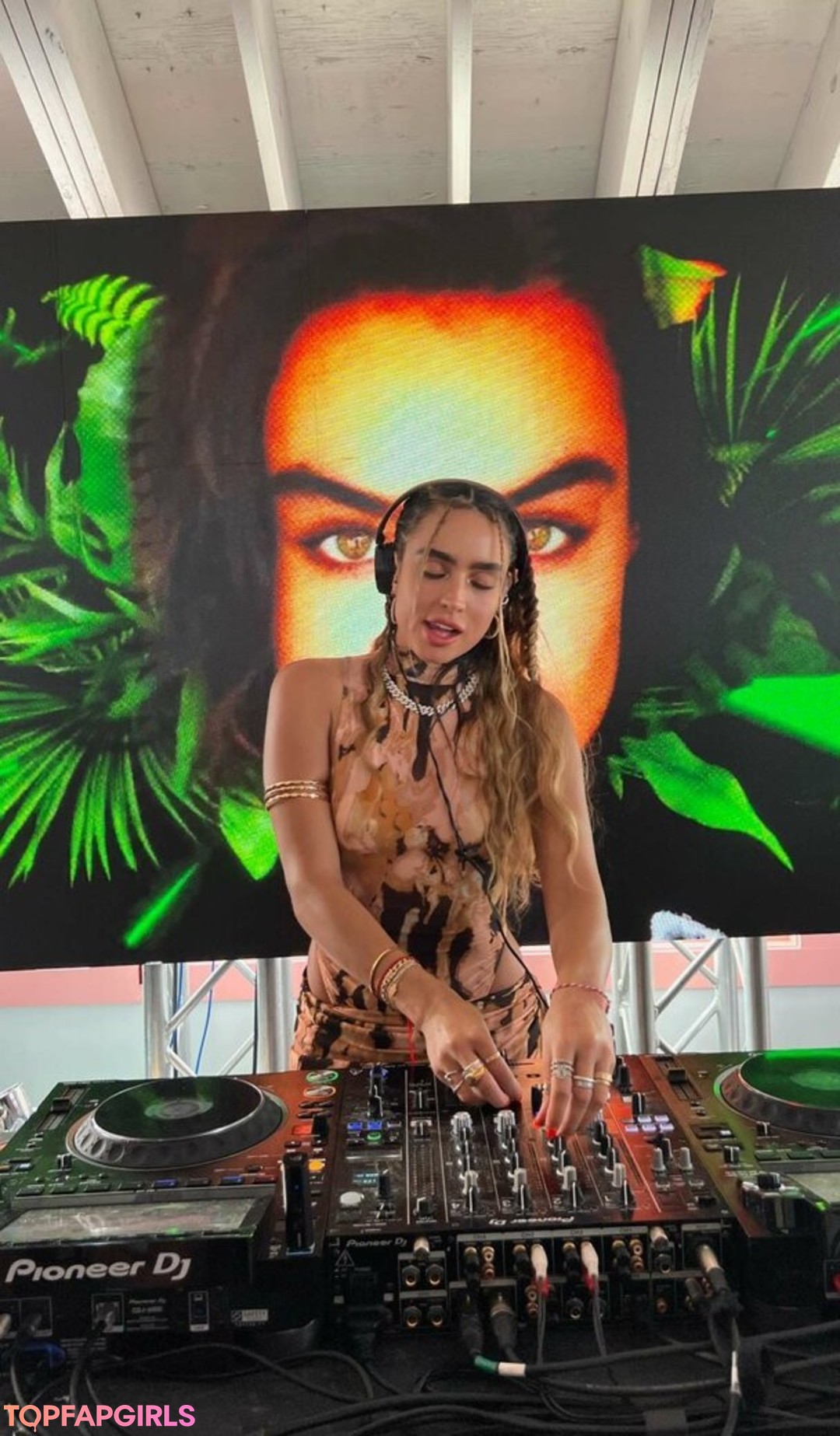 Nacktes geleaktes OnlyFans-Foto von Sommer Ray #1728