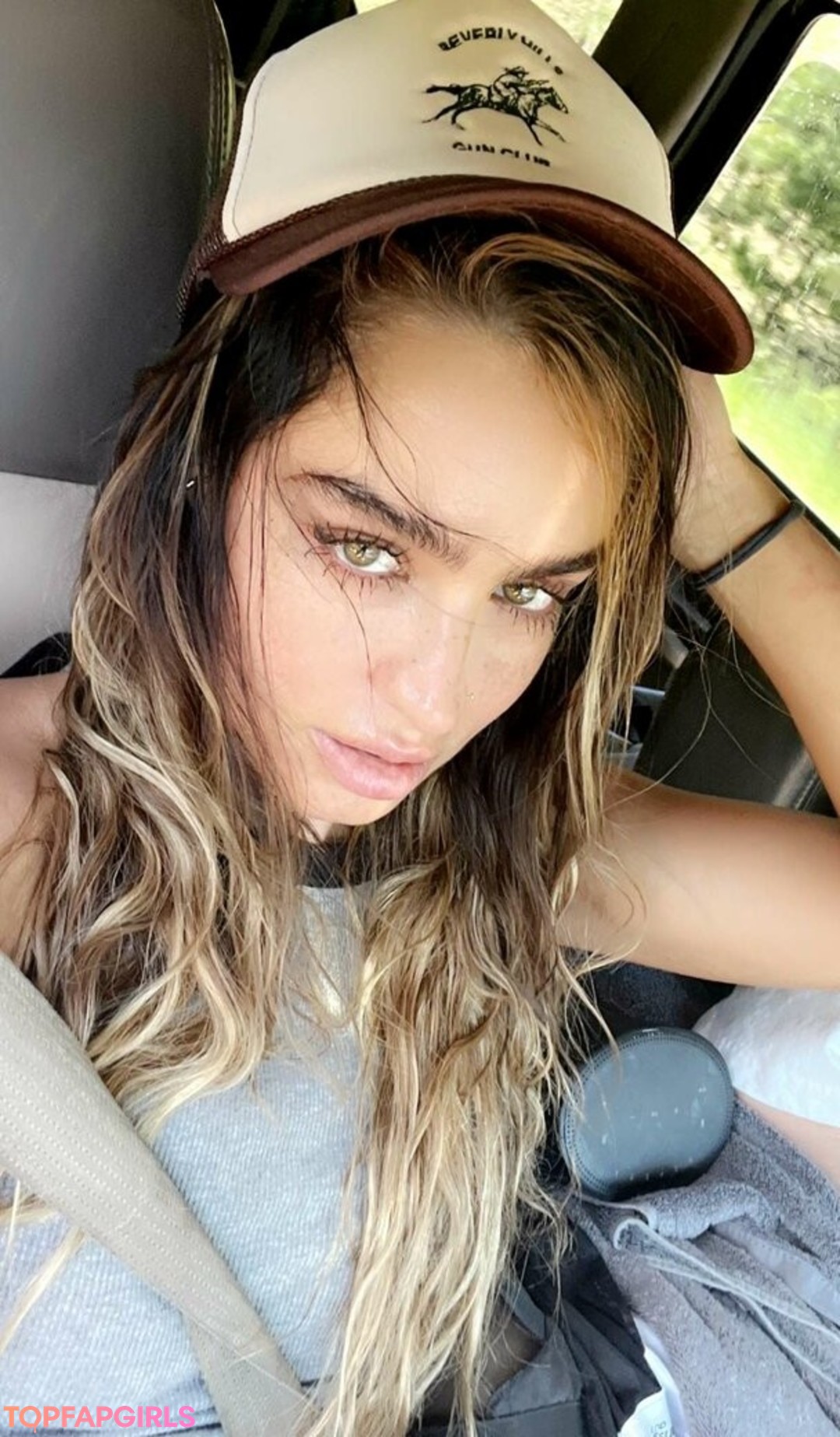 Nacktes geleaktes OnlyFans-Foto von Sommer Ray #1895