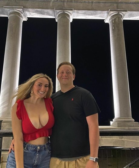 Nacktes geleaktes OnlyFans-Foto von Angelina Cross
