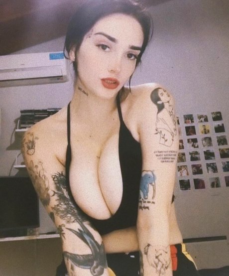 Nacktes geleaktes OnlyFans-Foto von Delfi Peralta