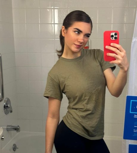 Nacktes geleaktes OnlyFans-Foto von Lujan