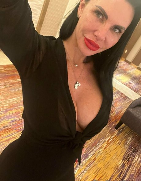 Nacktes geleaktes OnlyFans-Foto von Piperpressmn