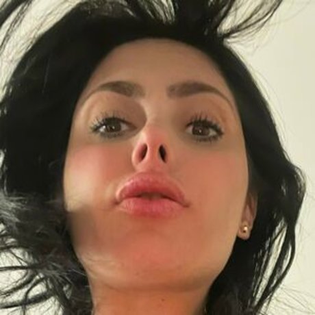 Nacktes geleaktes OnlyFans-Foto von Francine Piaia