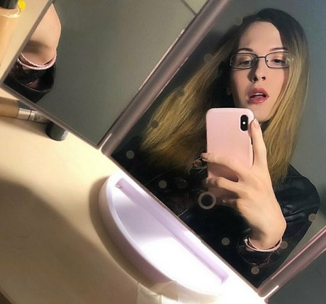 Nacktes geleaktes OnlyFans-Foto von Tsavywhite