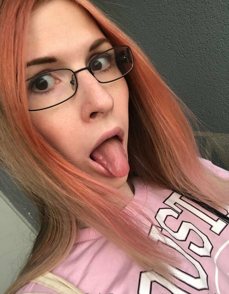 Tsavywhite