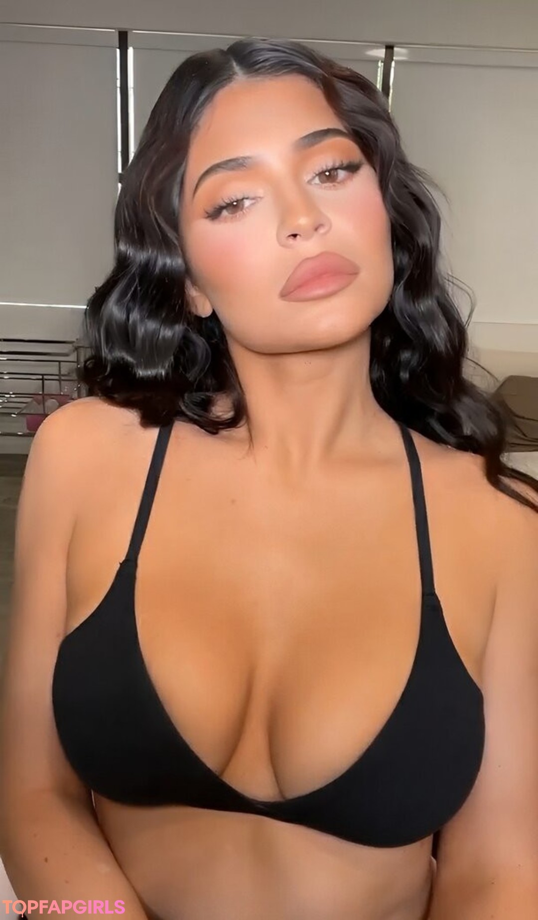 Nacktes geleaktes OnlyFans-Foto von Kylie Jenner #1002
