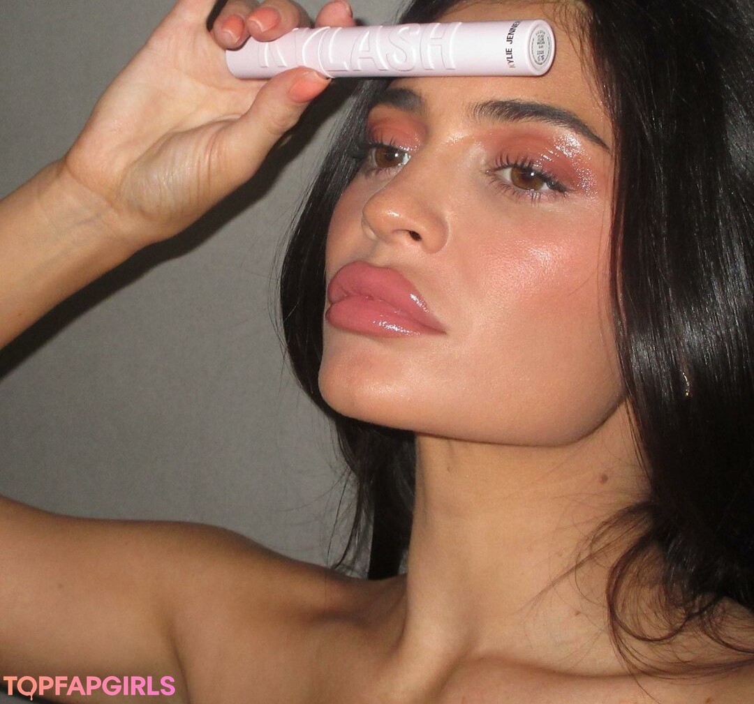 Nacktes geleaktes OnlyFans-Foto von Kylie Jenner #1029